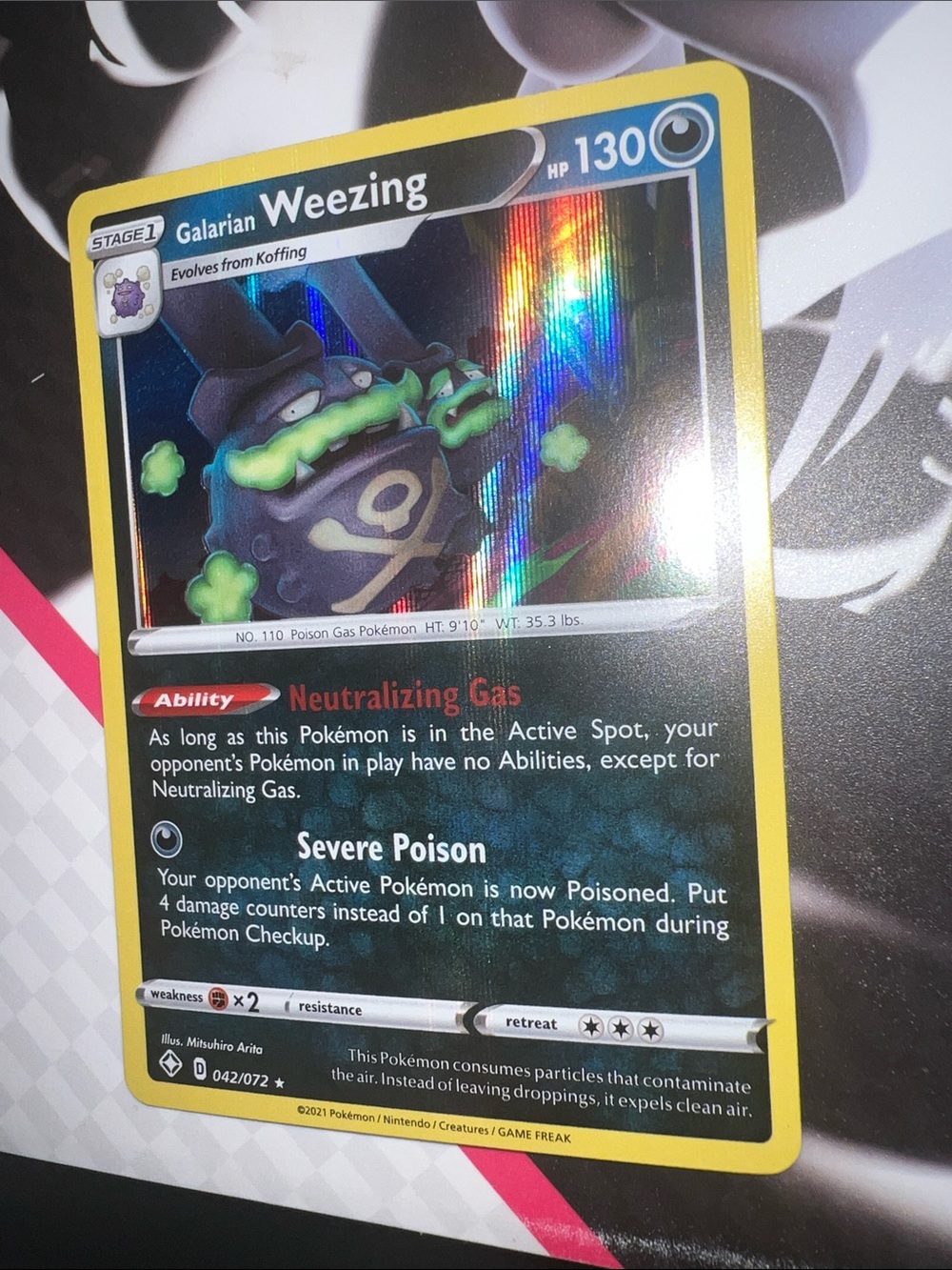 Pokemon Galarian Weezing Holofoil Card - Yellow/Black/Green